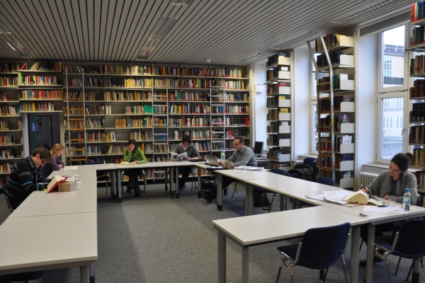 Bibliothek.JPG